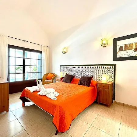 Villa Con Piscina Privada, Wifi, Bbq, En Playa Blanca Playa Blanca (Lanzarote)